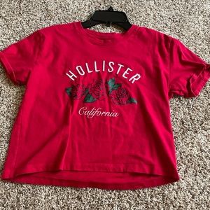 red hollister crop tee